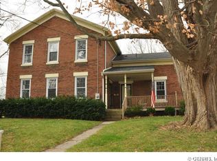 5 Walnut St S, Waterloo, NY 13165