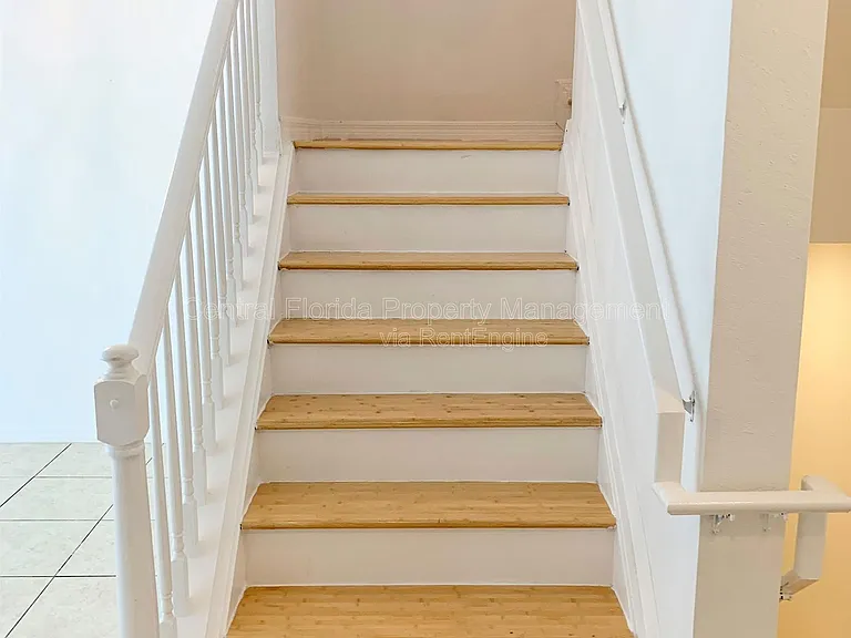 2460 Grand Central Pkwy #13 — Photo 19