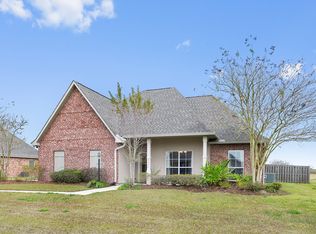 6309 Pelican Crossing Dr, Gonzales, LA 70737