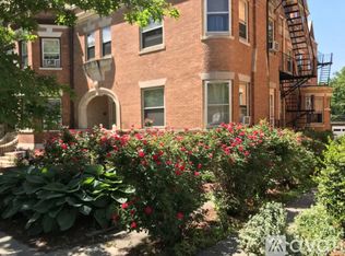 1758 Beacon St #4R, Brookline, MA 02445