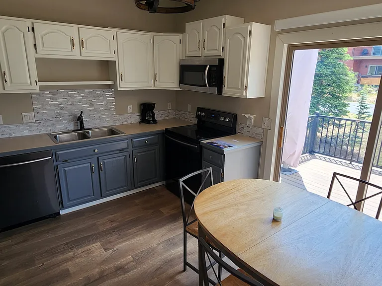 2010 Silverheels Dr #1 — Photo 16