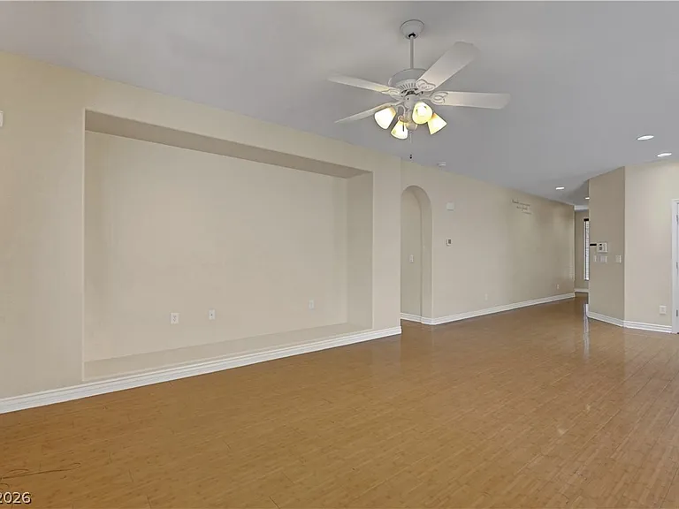 10240 Gladstone Peak St — Photo 10