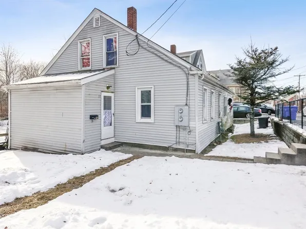 23 Plain St, Taunton, MA 02780