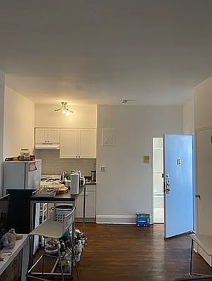 1st image of 250 E 75th St #4F