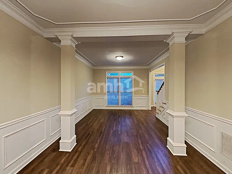 815 Hillcrest Ln — Photo 15