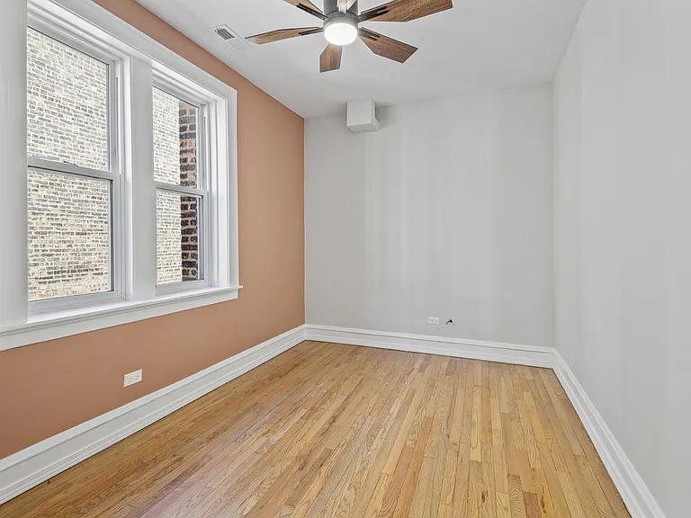 4834 N Springfield Ave #2 — Photo 9