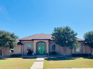 102 Running Bear Trl, Del Rio, TX 78840