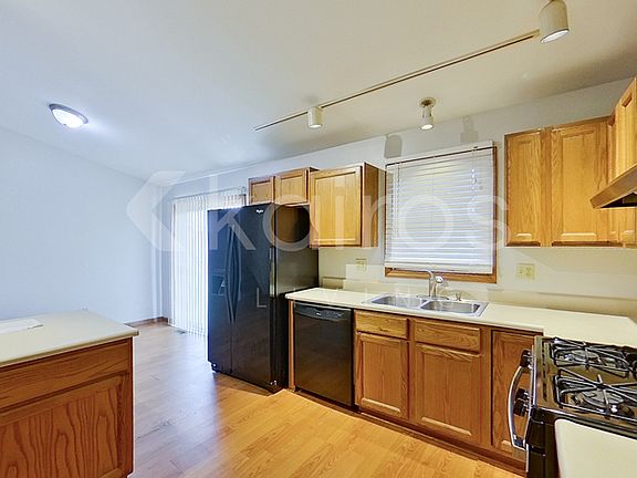 5th image of 6155 Brie Ave