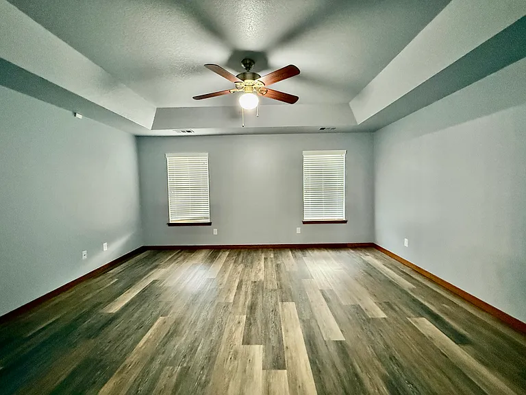 510 College Pl — Photo 18