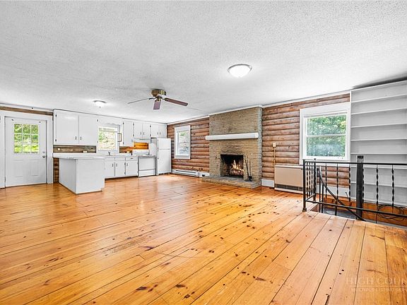 3rd image of 233 Alpine Acres Road