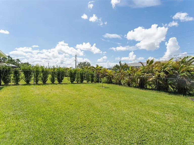 3945 River Bank Way — Photo 20
