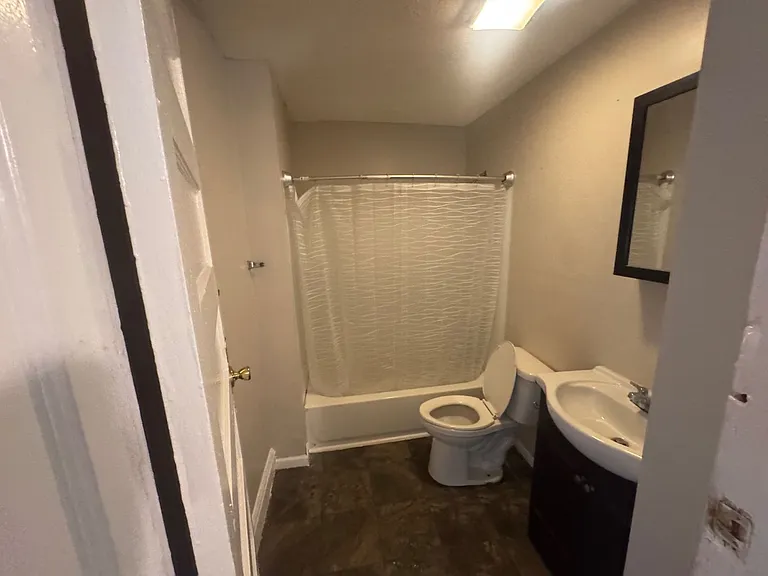 10808 St Clair Ave, Cleveland, OH 44108 — Photo 15