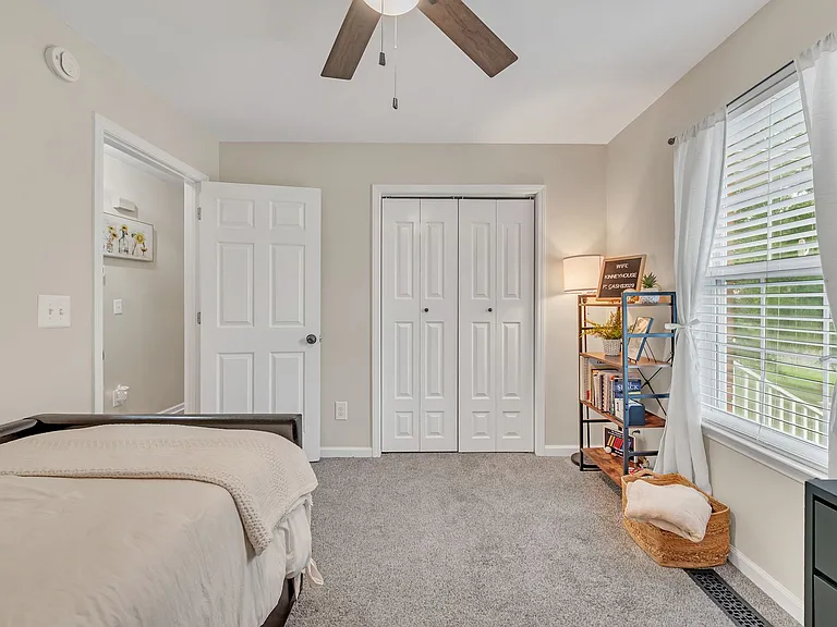 2029 Sunday Silence Dr — Photo 20