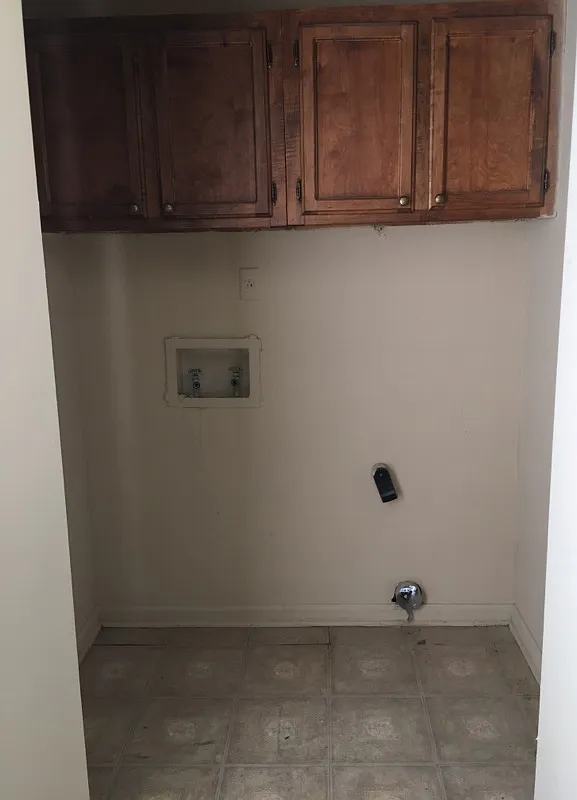 3 bed, 1200 sqft, $1,100 — Photo 4