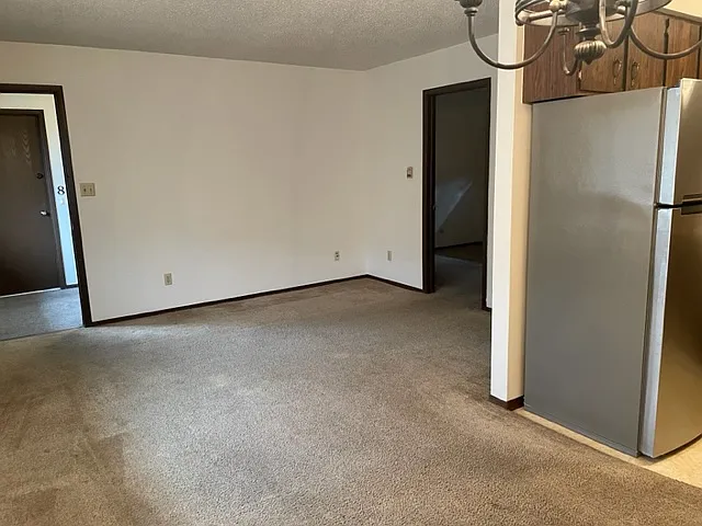 1415 N Main St #6 — Photo 5