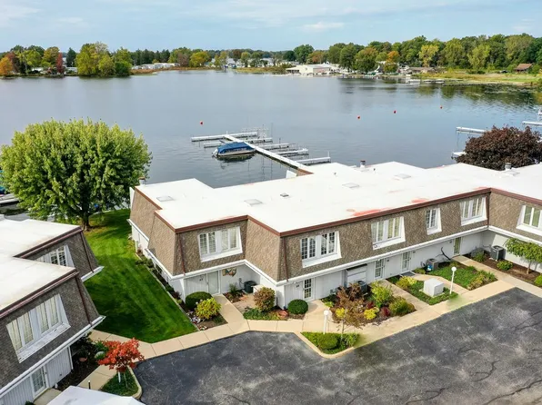 10075 N Turkey Creek Rd APT 37, Syracuse, IN 46567