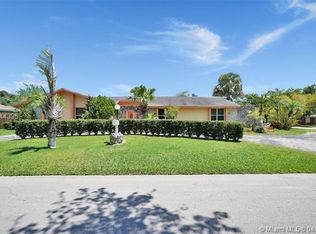 17541 SW 93rd Pl, Palmetto Bay, FL 33157