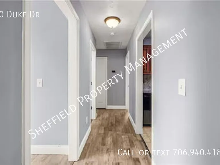 60 Duke Dr — Photo 14