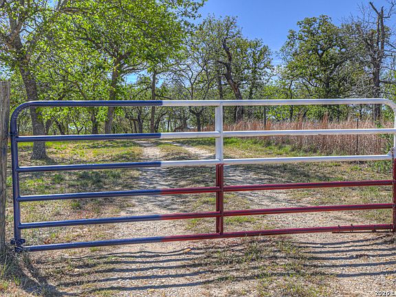 4th image of 3165 Vivroux Ranch Rd