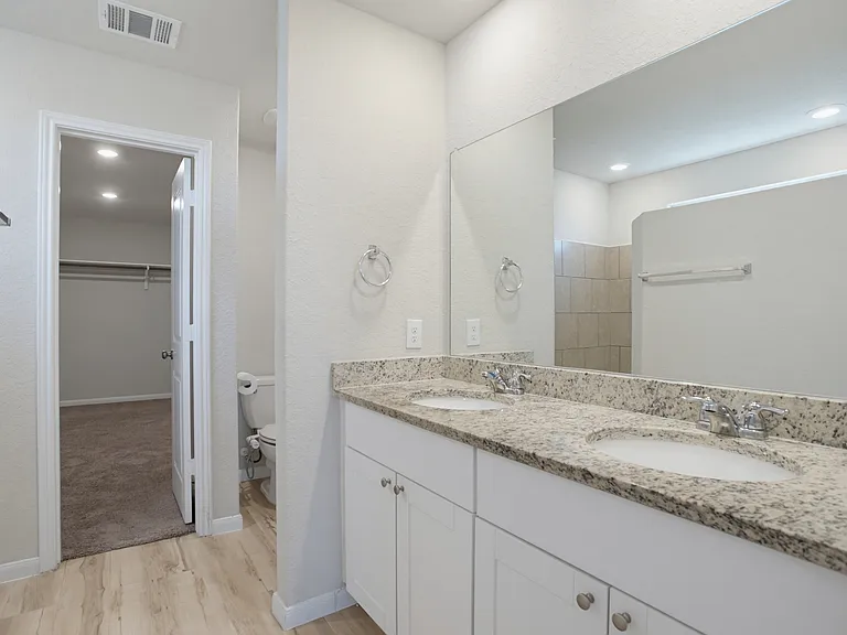 13138 Rosemary Cv — Photo 14