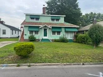 3 bed, 1701 sqft, $1,100 — Photo 2
