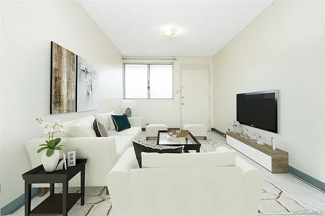 1426 Keeaumoku St #C19 — Photo 2