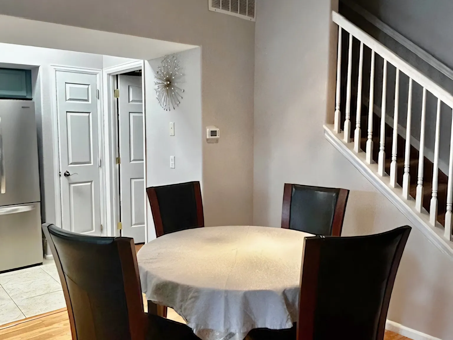 2 bed, 2.5 bath, 1224 sqft, $2,000 — Photo 3