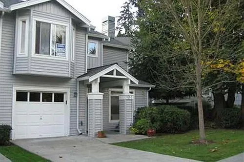 9325 180th Ave NE #2 Photo 1
