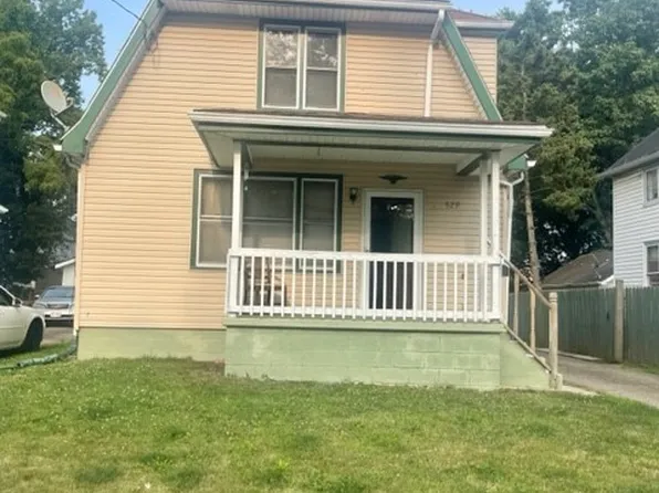 529 Gridley St, Akron, OH 44306