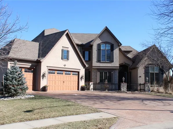 10619 N Garfield Ave, Kansas City, MO 64155