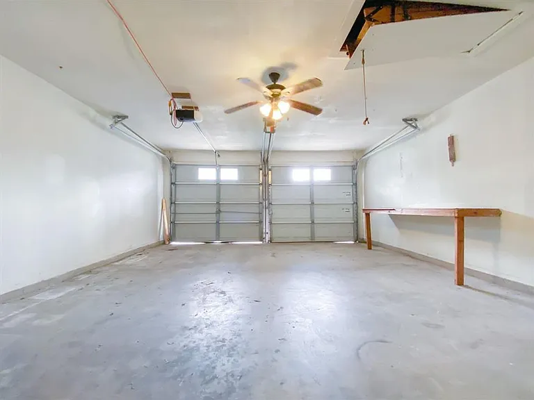 10408 Leaning Willow Dr — Photo 18