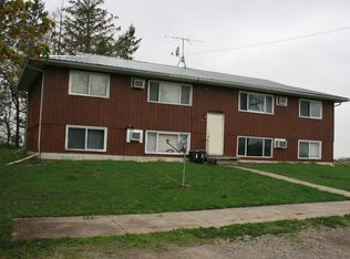 510 N Davis St APT 1, Keota, IA 52248