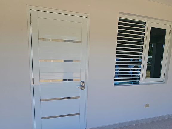 Individual entrance.
