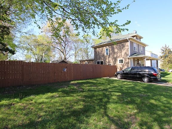 2nd image of 2614 Lawndale Ave