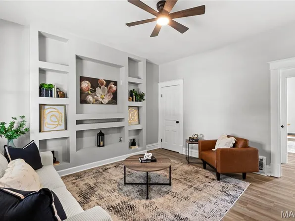 3653 Upton St, Saint Louis, MO 63116