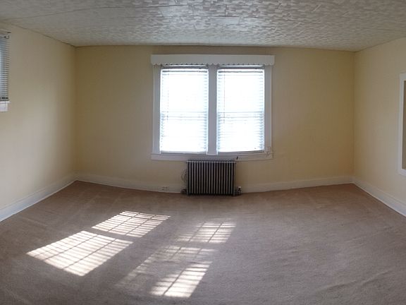 Carriage Living Room