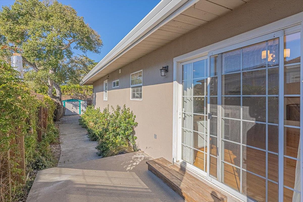 Pacific Grove, CA 93950