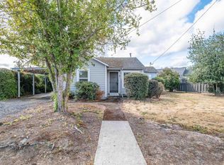 596 Russell Dr, Lebanon, OR 97355