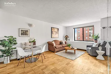 Rented by Sotheby's International Realty