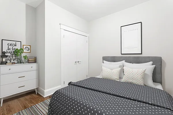 Rented by Compass | media 28