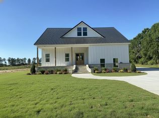 490 County Road 18, Headland, AL 36345