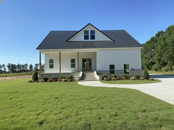 490 County Road 18, Headland, AL 36345