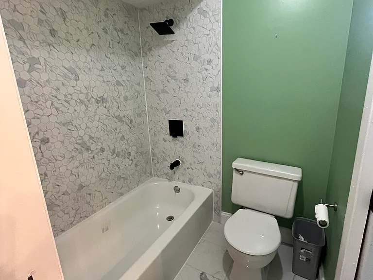 556 Tusculum Ave #556 — Photo 29
