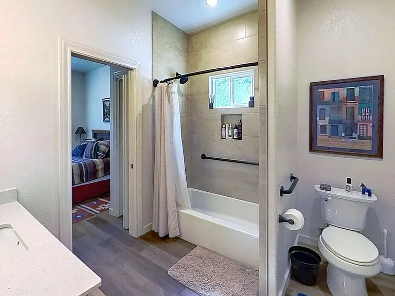 1405 Palomino Ln — Photo 13
