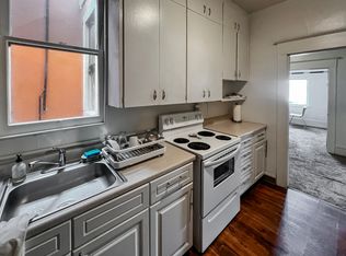 426 15th Ave E APT B, Seattle, WA 98112