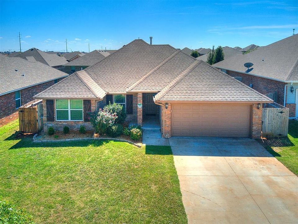 1st image of 9412 NW 91st Cir