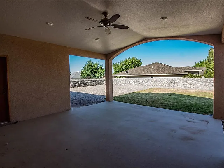 2309 Saguaro Loop — Photo 28