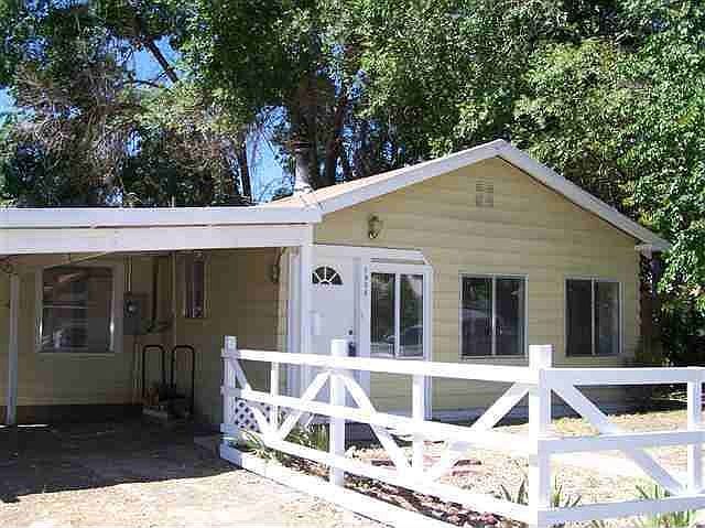 1st image of 1906 1st St