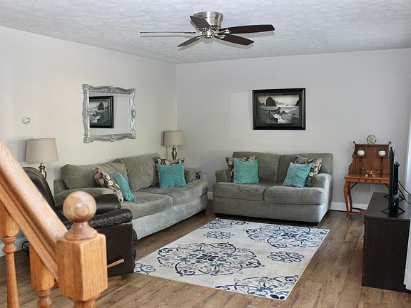 4th image of 715 Dogwood Dr