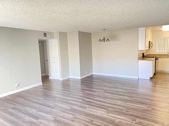 5th image of 530 E Santa Anita Ave APT 106